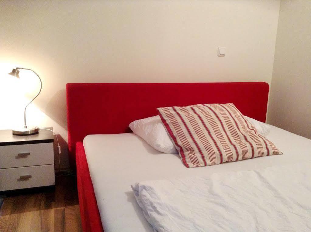 Hotel Turmfalke 24H Check In Linz Dış mekan fotoğraf