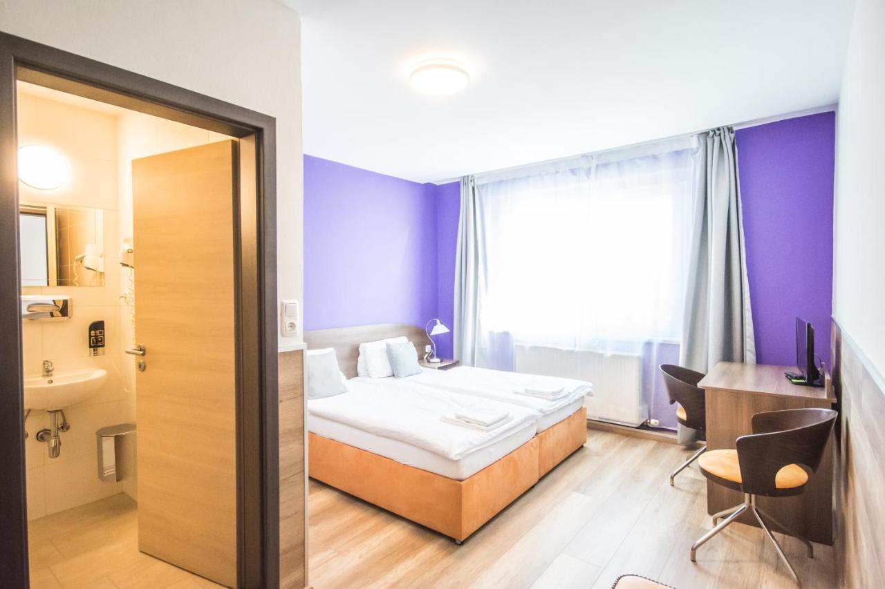 Hotel Turmfalke 24H Check In Linz Dış mekan fotoğraf